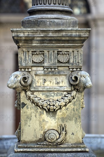 Detail of the putti fountain, 1549, courtyard of the Old Town Hall, Nuremberg, Middle Franconia Bavaria, Germany, Europe