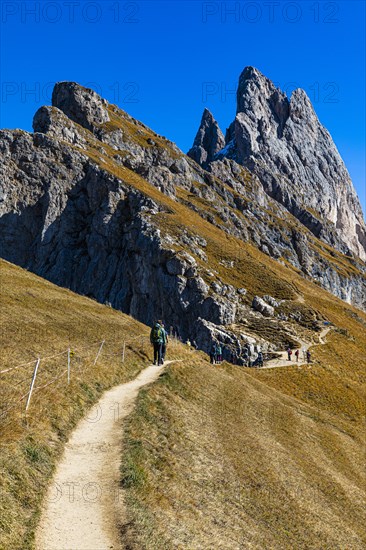 Geisler Group with the Sas Rigais peak, Val Gardena, Dolomites, South Tyrol, Italy, Europe