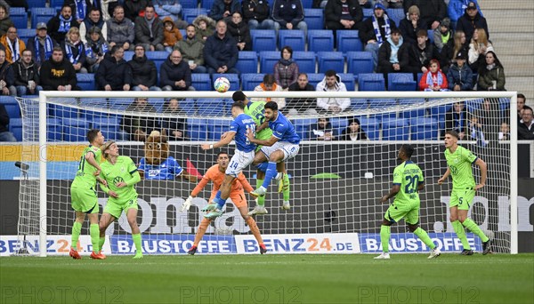 Penalty area scene, goal area scene, header duel duel, action, Christoph Baumgartner TSG 1899 Hoffenheim