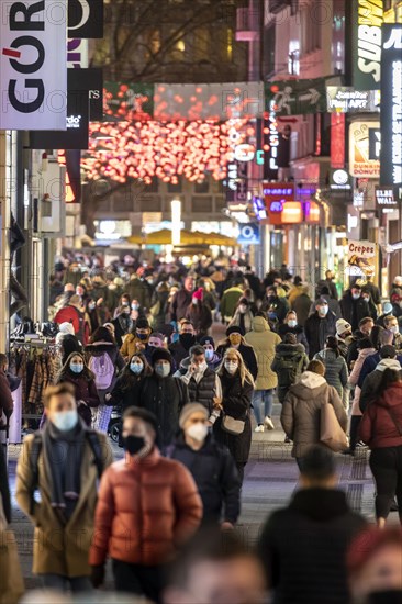 Pre-Christmas period in the Hohe Strasse in Cologne, colourful hustle and bustle during Advent, Cologne, North Rhine-Westphalia, Germany, Europe