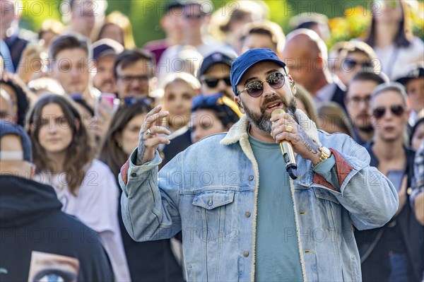 Spontaneous free concert by the rapper Sido, promotion for the car brand Smart, Berlin, Germany, Europe