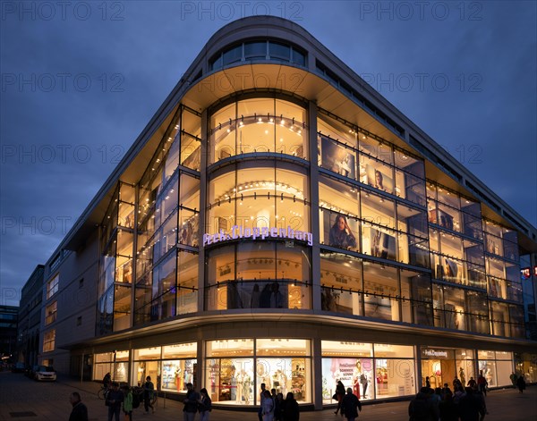 Peek & Cloppenburg, department stores' chain, Koenigsstrasse, blue hour, Stuttgart, Baden-Wuerttemberg, Germany, Europe