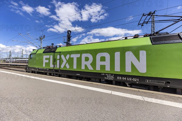 Flixtrain, Central Station, Stuttgart, Baden-Wuerttemberg, Germany, Europe