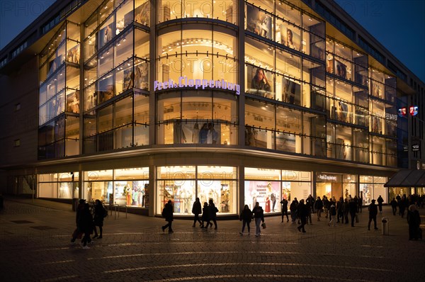 Peek & Cloppenburg, department stores' chain, Koenigsstrasse, Stuttgart, Baden-Wuerttemberg, Germany, Europe