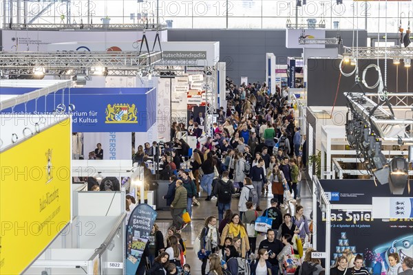 The trade fair Didacta is Europes largest education fair, crowds of visitors in the exhibition halls. Target groups are teachers and trainers at kindergartens, schools and universities. Stuttgart, Baden-Wuerttemberg, Germany, Europe