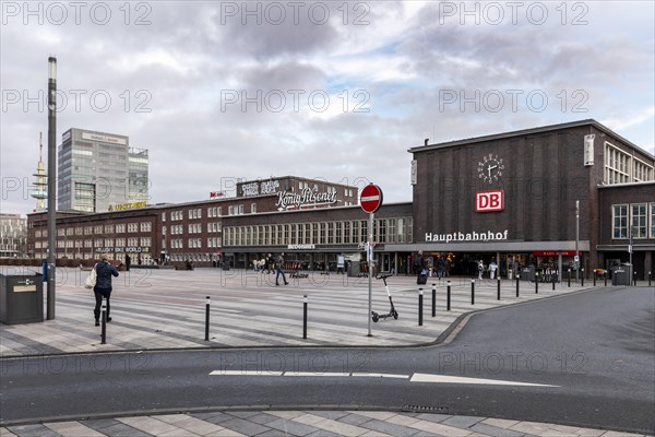 Central Station, Duisburg, North Rhine-Westphalia, Germany, Europe