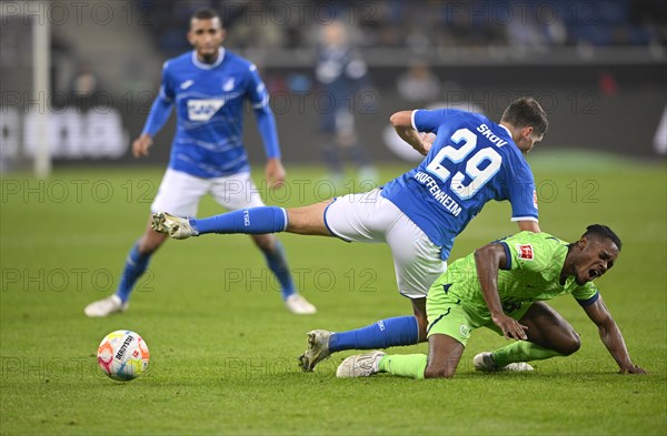 One-on-one foul Robert Skov TSG 1899 Hoffenheim