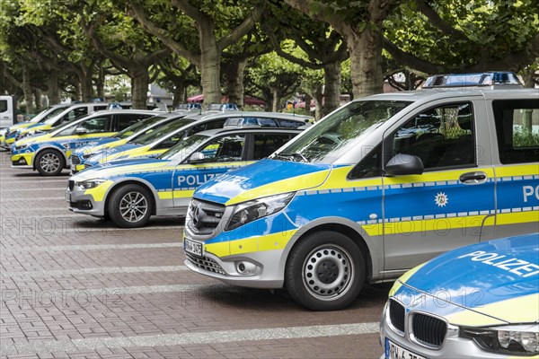 Police Headquarters, Ruhr Area, Emergency Vehicles Radio Patrol Car, Oberhausen, North Rhine-Westphalia, North Rhine-Westphalia, Germany, Europe