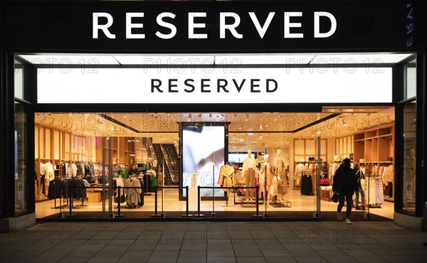 RESERVED, Department shop chain, Koenigsstrasse, Stuttgart, Baden-Wuerttemberg, Germany, Europe