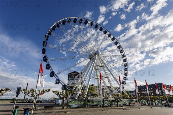 Ferris wheel on the Burgplatz in the Old Town of Duesseldorf, Duesseldorf, North Rhine-Westphalia, Germany, Europe