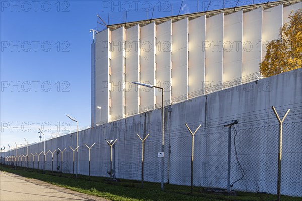 Stammheim Prison, exterior view of the prison with prison wall, Stuttgart, Baden-Wuerttemberg, Germany, Europe