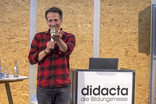 Willi Weitzel, television presenter and film producer. The trade fair Didacta is Europes largest education trade fair. Stuttgart, Baden-Wuerttemberg, Germany, Europe