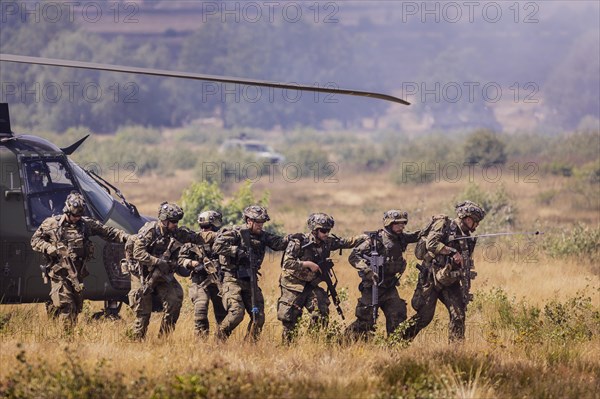 Soldiers of the Jaegerbataillon 292 train a combat situation at the Bundeswehr Combat Training Centre in Letzling The soldiers wear AGDUS equipment