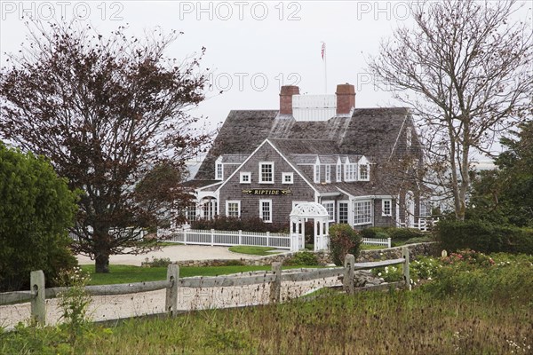 Residence, coastal architecture, Cape Cod, Massachusetts, USA, North America