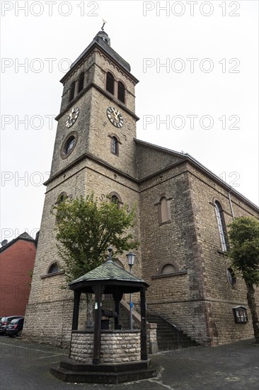 St. Martins Catholic Parish Church, Hillesheim, Rhineland-Palatinate, Germany, Europe
