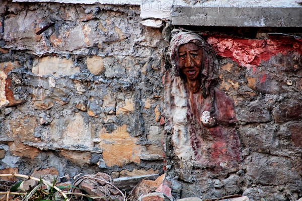 Marcello Cammi, sculptor and painter from Bordighera Italy, sculpted and painted along the Sasso river for most of his life