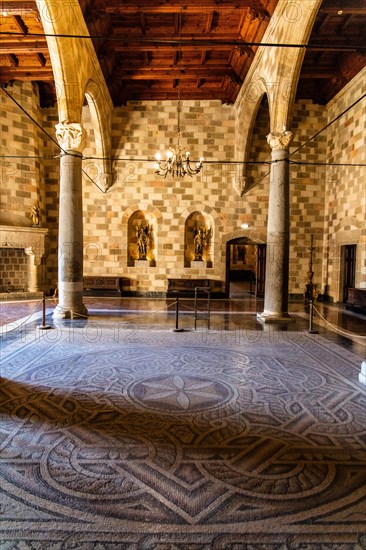 Grand Masters Palace built in the 14th century by the Johnnite Order, fortress and palace for the Grand Master, UNESCO World Heritage Site, Old Town, Rhodes Town, Greece, Europe