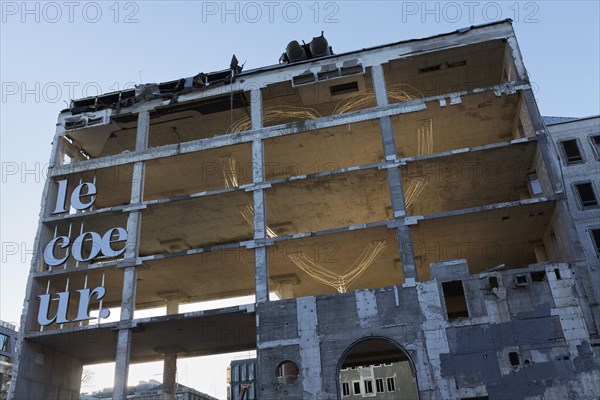 Office building gutted, demolition of the former Dresdner Bank on Koenigsallee, Le Coeur project, Duesseldorf, North Rhine-Westphalia, Germany, Europe