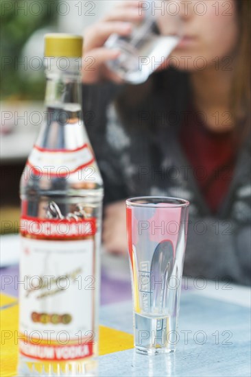 An 11-year-old girl stands as a model. Symbol photo alcoholism, Germany, Europe