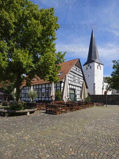 Rahningscher Hof, farmhouse, half-timbered house, Laurentius Church, Buende, East Westphalia, North Rhine-Westphalia, Germany, Europe
