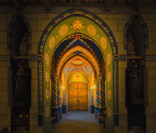 Archway, St. Marys Basilica, St. Marys Basilica, Kevelaer, North Rhine-Westphalia, Germany, Europe