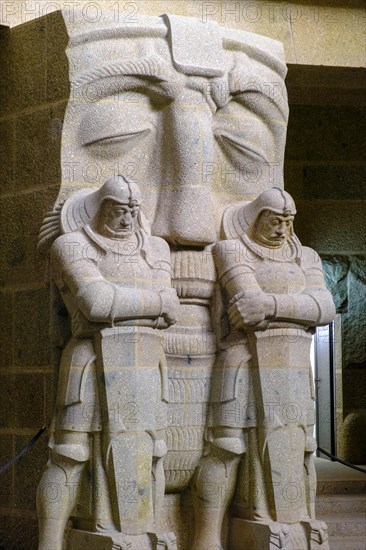 Hall of Fame with Colossal Sculptures, Monument to the Battle of the Nations, Leipzig, Saxony, Germany, Europe