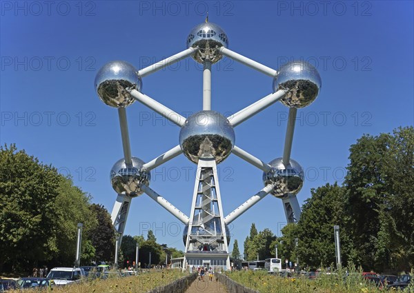 Atomium, iron molecule, stainless steel spheres, World Exhibition 1985, Heysel Plateau, Laeken, Brussels, Belgium, Europe