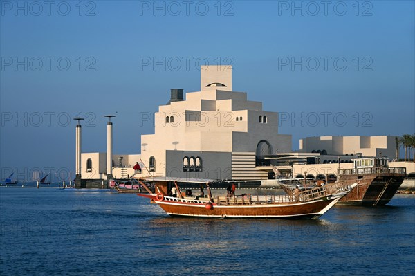 Museum of Islamic Art by the Archtics Ieoh Ming Pei and Jean-Michel Wilmotte, Doha, Qatar, Asia