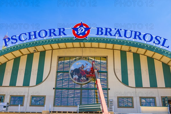 Wiesnaufbau, Braeurosl marquee, Oktoberfest, Theresienwiese, Munich, Upper Bavaria, Bavaria, Germany, Europe