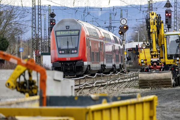 Investment in the ailing rail network, Deutsche Bahn construction site on the busy Rhine Valley line towards Switzerland, Deutsche Bahn AG regional train, Riegel, Baden-Wuerttemberg, Germany, Europe