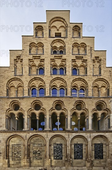 Facade Overstolzenhaus with stepped gable, one of the oldest preserved patrician houses in Germany, Cologne, Rhineland, North Rhine-Westphalia, Germany, Europe