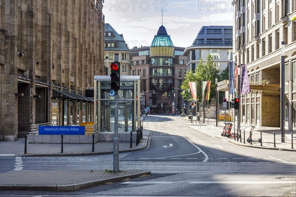 Empty city centre in the morning, Theodor-Koerner-Strasse and Heinrich-Heine-Allee, Duesseldorf, North Rhine-Westphalia, Germany, Europe