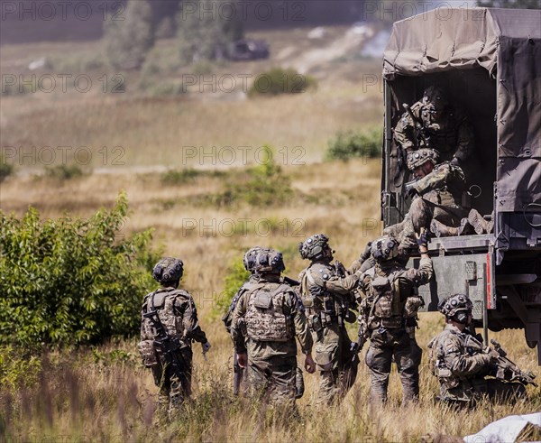 Soldiers of the Jaegerbataillo taken during a rescue of casualties in the context of a simulated combat situation at the Bundeswehr Combat Training Centre in Letzlingen, The soldiers wear AGDUS equipment