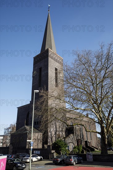 Herz Jesu Kirche, Catholic City Church Bottrop, Bottrop, North Rhine-Westphalia, Germany, Europe