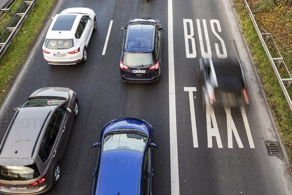 Traffic, rush hour, bus lane, taxi lane, Duesseldorf, North Rhine-Westphalia