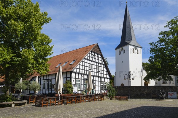 Rahningscher Hof, farmhouse, half-timbered house, Laurentius Church, Buende, East Westphalia, North Rhine-Westphalia, Germany, Europe