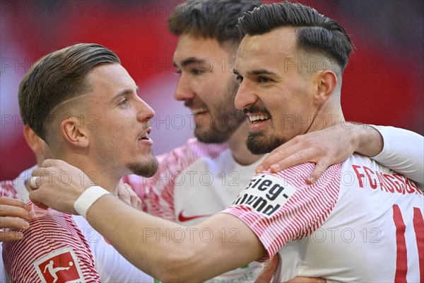 Goal celebration Mergim Berisha FC Augsburg FCA