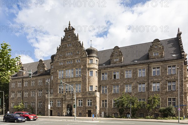 Oberhausen Local Court, built in the neo-Renaissance style from 1904-1907, Ruhr area, Oberhausen, North Rhine-Westphalia, North Rhine-Westphalia, Germany, Europe