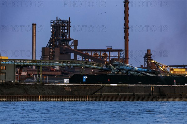 Blast furnace of thyssenkrupp Steel Europe AG at Suedhafen Walsum, Duisburg, North Rhine-Westphalia, Germany, Europe