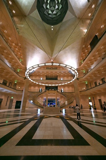 Interior view of the Museum of Islamic Art by the archtics Ieoh Ming Pei and Jean-Michel Wilmotte, Doha, Qatar, Asia