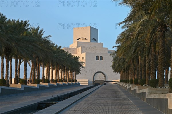 Museum of Islamic Art by the Archtics Ieoh Ming Pei and Jean-Michel Wilmotte, Doha, Qatar, Asia