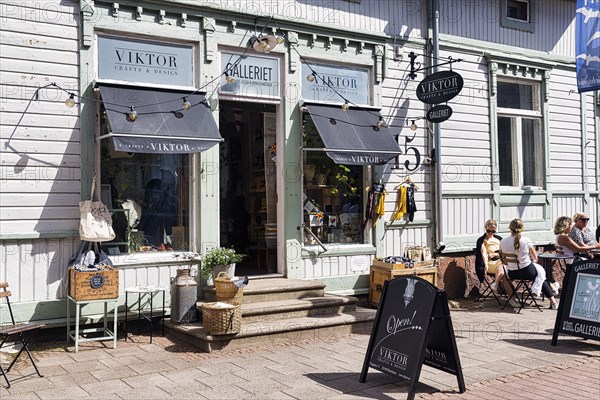 Pedestrian zone, handicraft shop, tourists, Mariehamn, Aland Islands, Aland, Finland, Europe