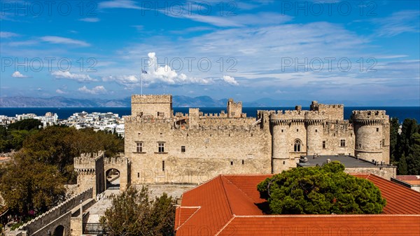 Grand Masters Palace built in the 14th century by the Johnnite Order, fortress and palace for the Grand Master, UNESCO World Heritage Site, Old Town, Rhodes Town, Greece, Europe