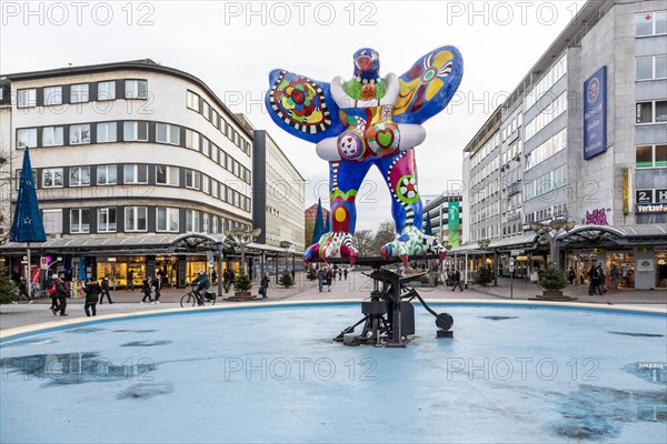 Lifesaver Fountain on Koenigstrasse, Duisburg, North Rhine-Westphalia, Germany, Europe