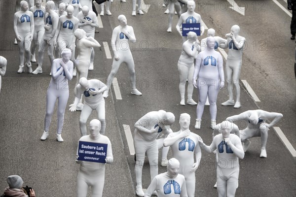 Protest of the environmental organisation Greenpeace, on the Bundesstrasse 14 40 activists demand better air quality, the Neckartor is considered the most polluted street in Germany with high levels of particulate matter, climate change, Stuttgart Baden-Wuerttemberg, Germany, Europe