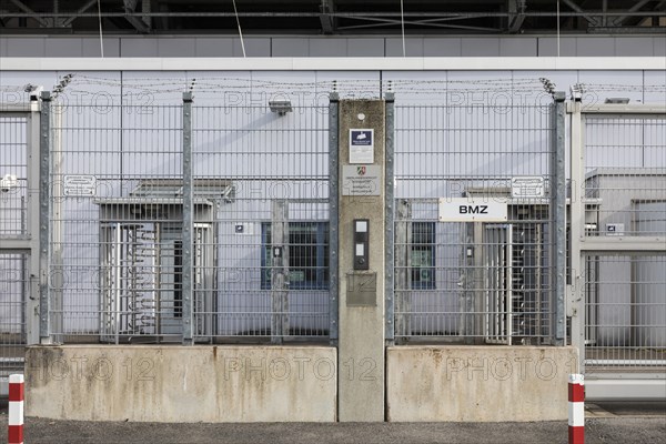 Duesseldorf Higher Regional Court trial building, Kapellweg branch, high-security courtroom, Duesseldorf, North Rhine-Westphalia, Germany, Europe