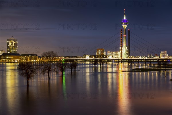 Rhine, Rhine level, high water, flooding in Duesseldorf, view of Rheinkniebruecke, Rheinturm and Medienhafen, Duesseldorf, North Rhine-Westphalia, Germany, Europe