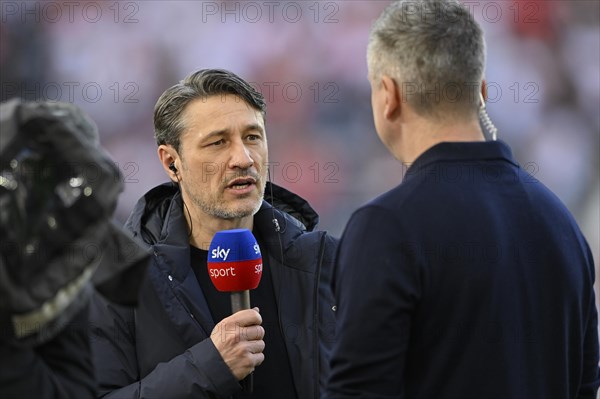 Coach Niko Kovac VfL Wolfsburg in interview Microphone Logo SKY, Mercedes-Benz Arena, Stuttgart, Baden-Wuerttemberg, Germany, Europe