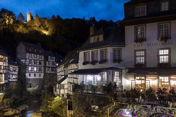 Historic Old Town Monschau in the Evening, Haller Ruin, Medieval Castle, Eifel, Northern Eifel, Monschau, North Rhine-Westphalia, North Rhine-Westphalia, Germany, Europe