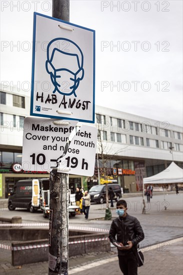 Mandatory masks in the area of Bilk station, signs are often destroyed or painted, Duesseldorf, North Rhine-Westphalia, Germany, Europe